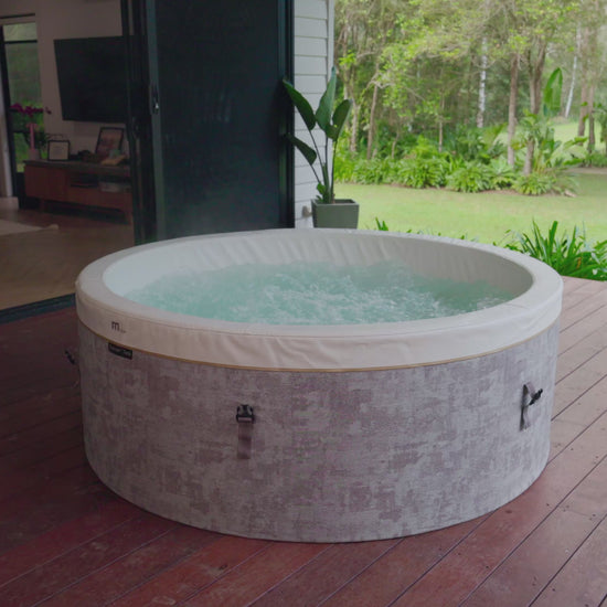 MSpa Video of a couple relaxing in the "Cocoon" hot tub. - Luxe Tub Source